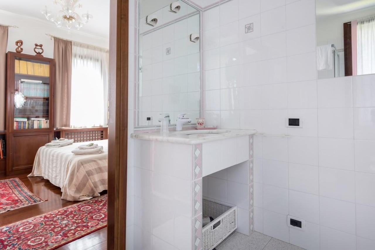 B&B 'E' Lido Di Venezia Bagian luar foto